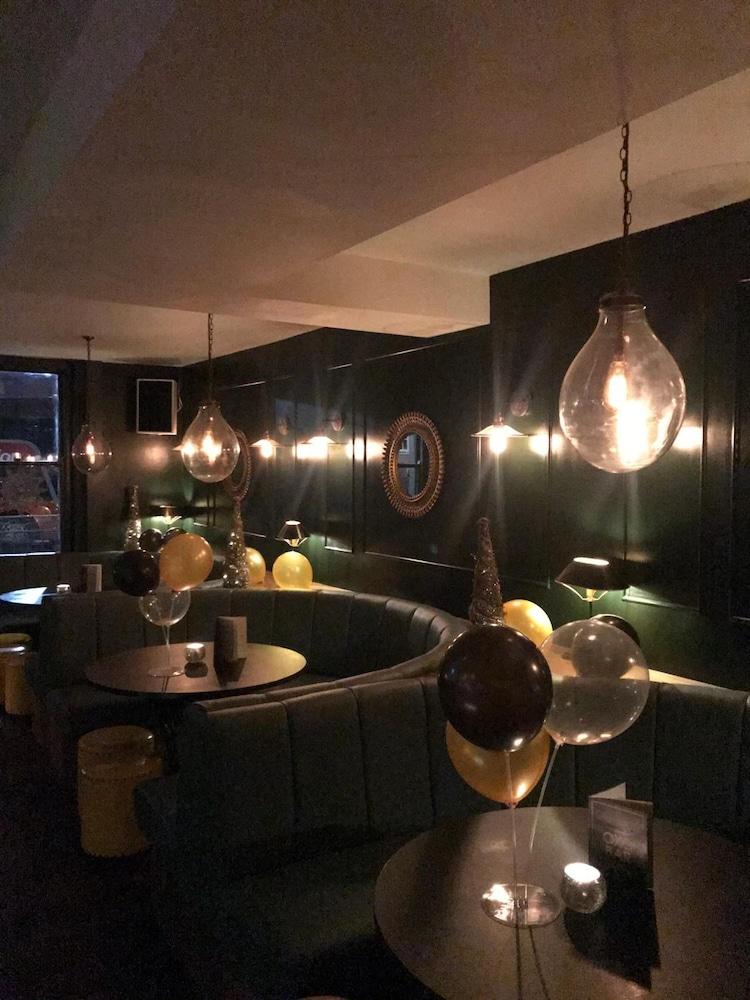 Eurobar & Hotel Oxford Extérieur photo